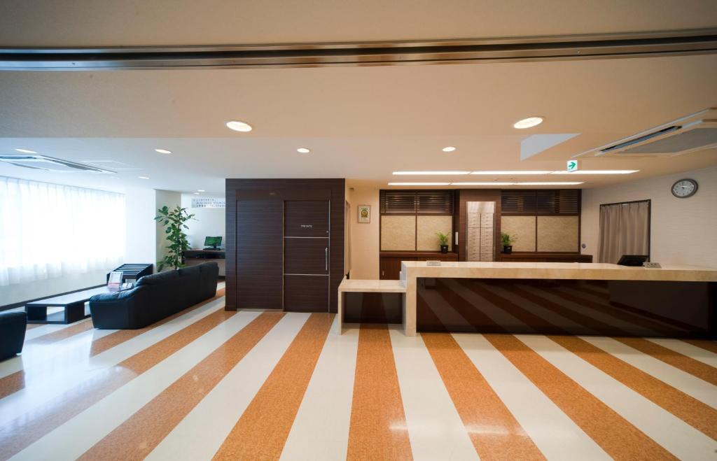 What are the best hotels near Fushimi Inari-taisha Shrine? Economy hotel 3*