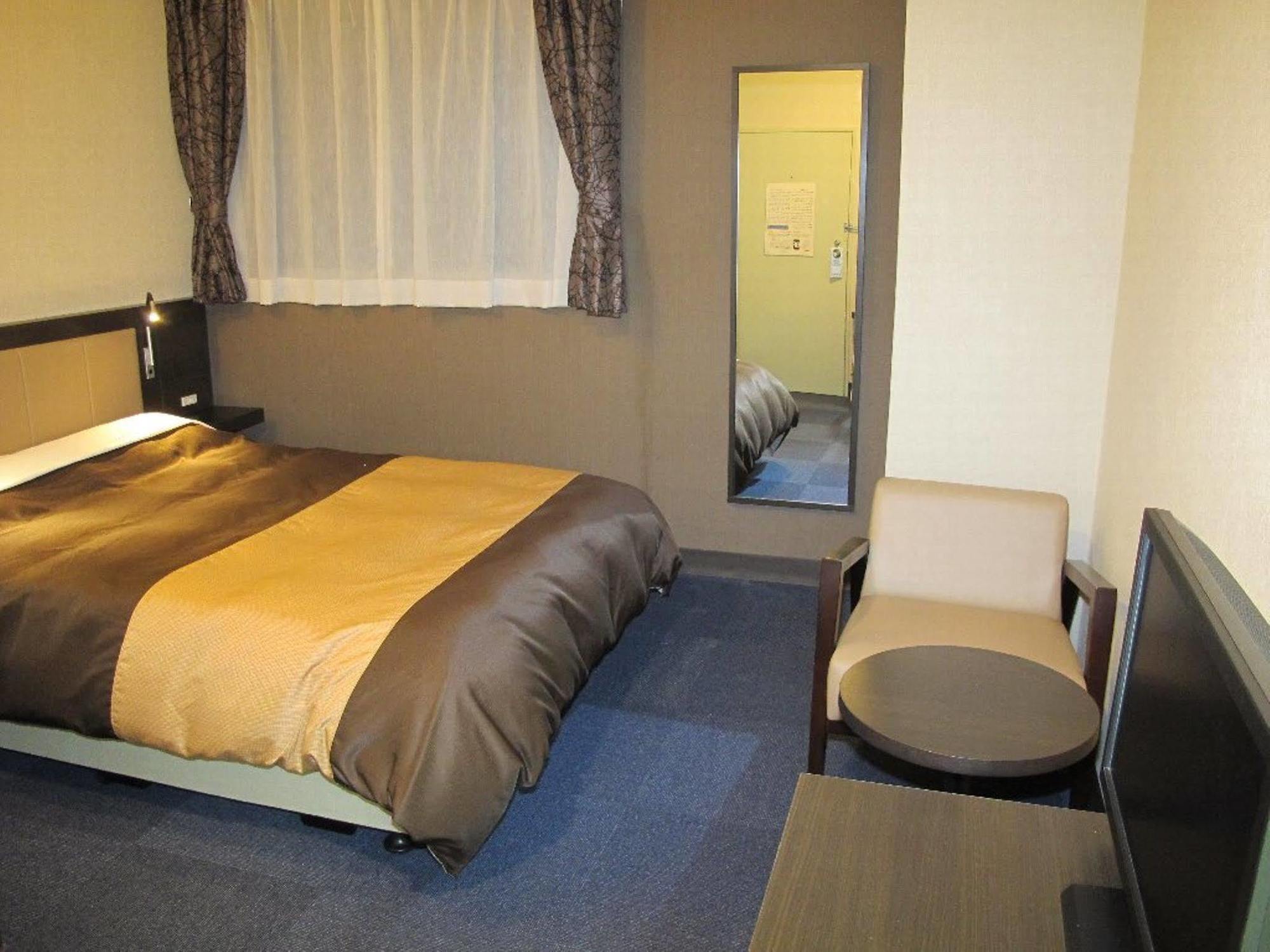 What are the best hotels near Fushimi Inari-taisha Shrine? Economy hotel
