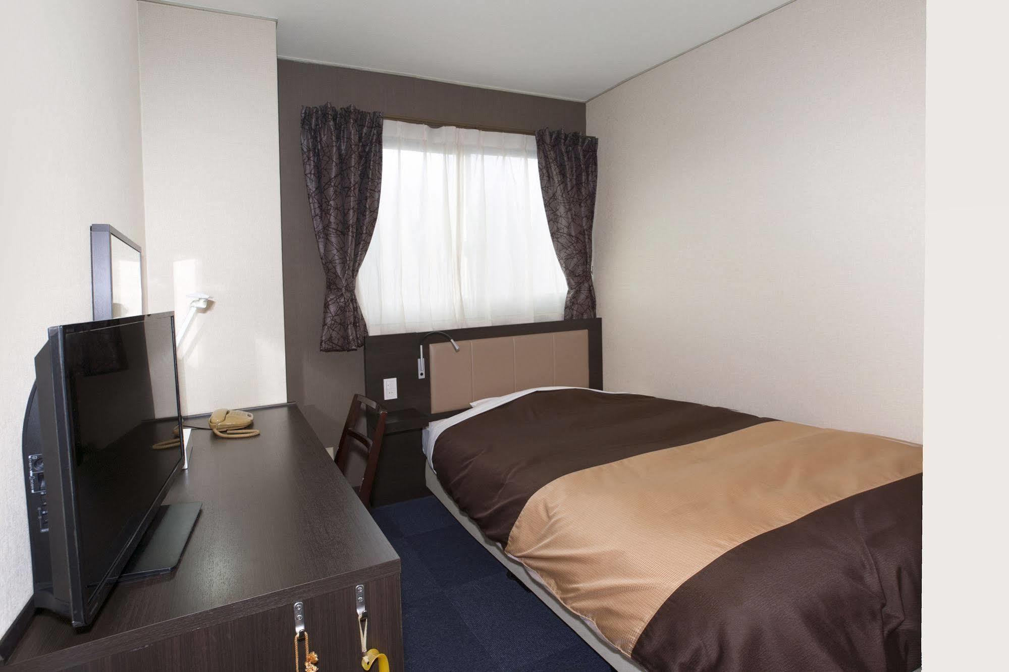 Economy hotel What are the best hotels near Fushimi Inari-taisha Shrine?