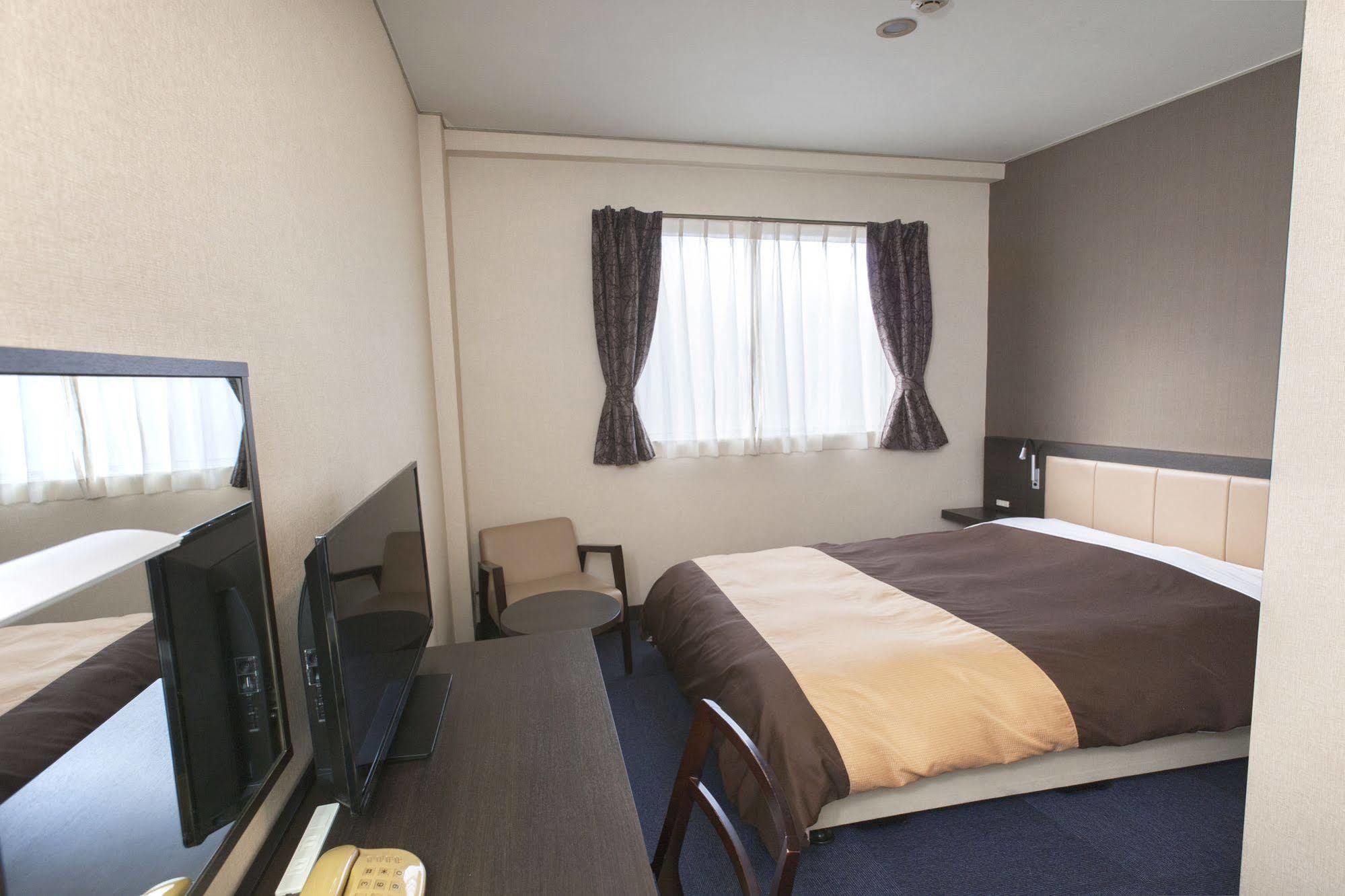 Economy hotel What are the best hotels near Fushimi Inari-taisha Shrine? 3*